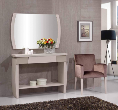 Консоль FLY 767. Фото