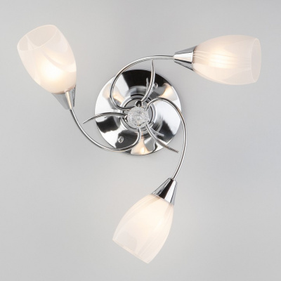 Потолочная люстра Eurosvet Virginia 30100/3 хром. Фото